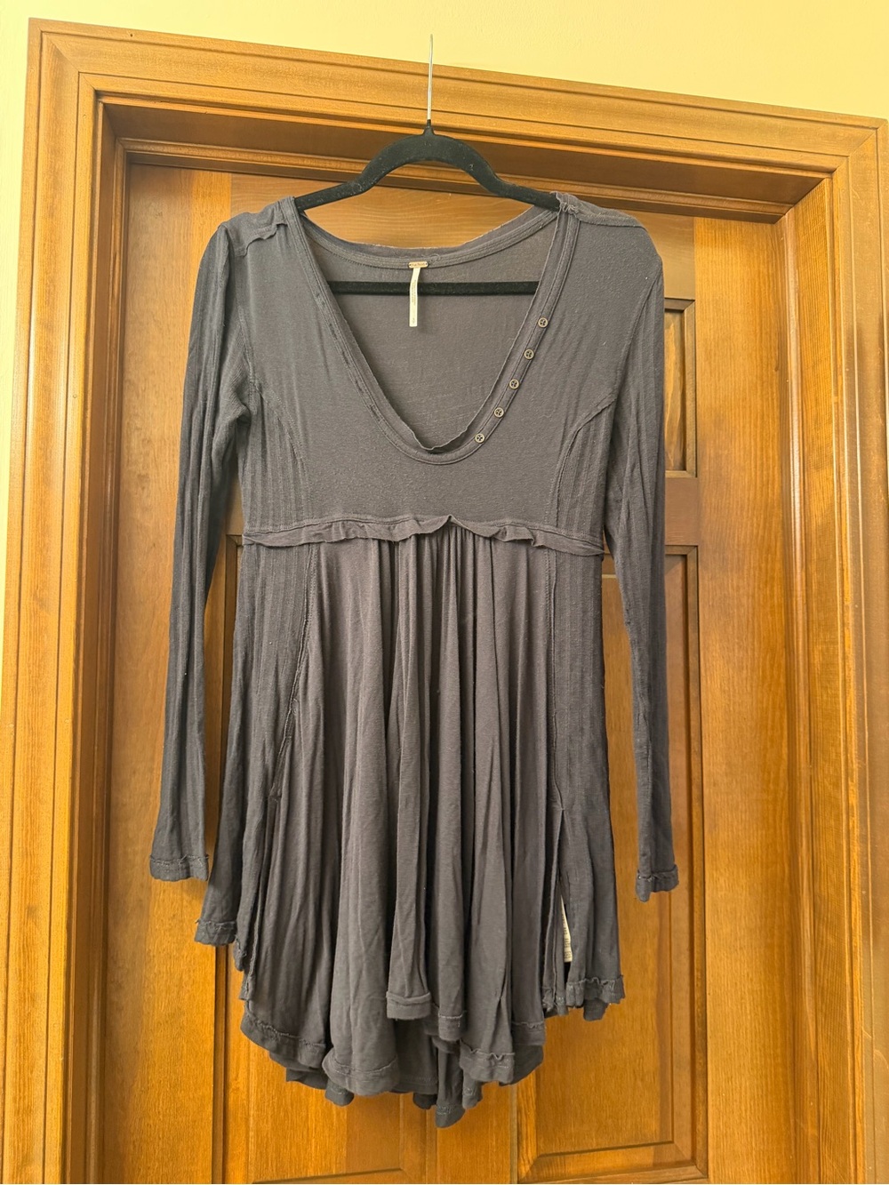Free People Long Sleeve V-Neck Babydoll Tunic Top - Charcoal